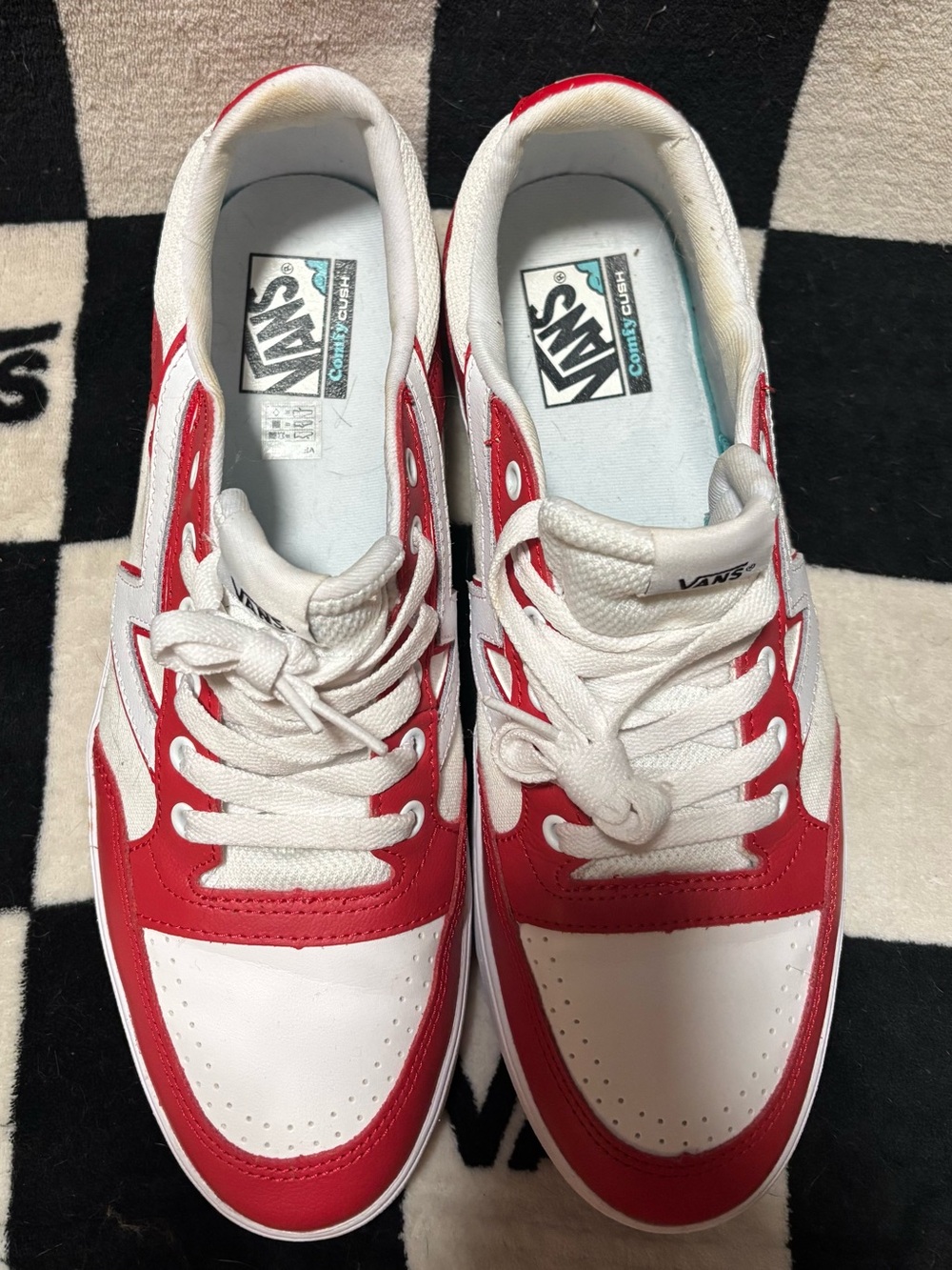 Vans Lowland ComfyCush sneakers in New Varsity Red and True White - Picture 2 of 4